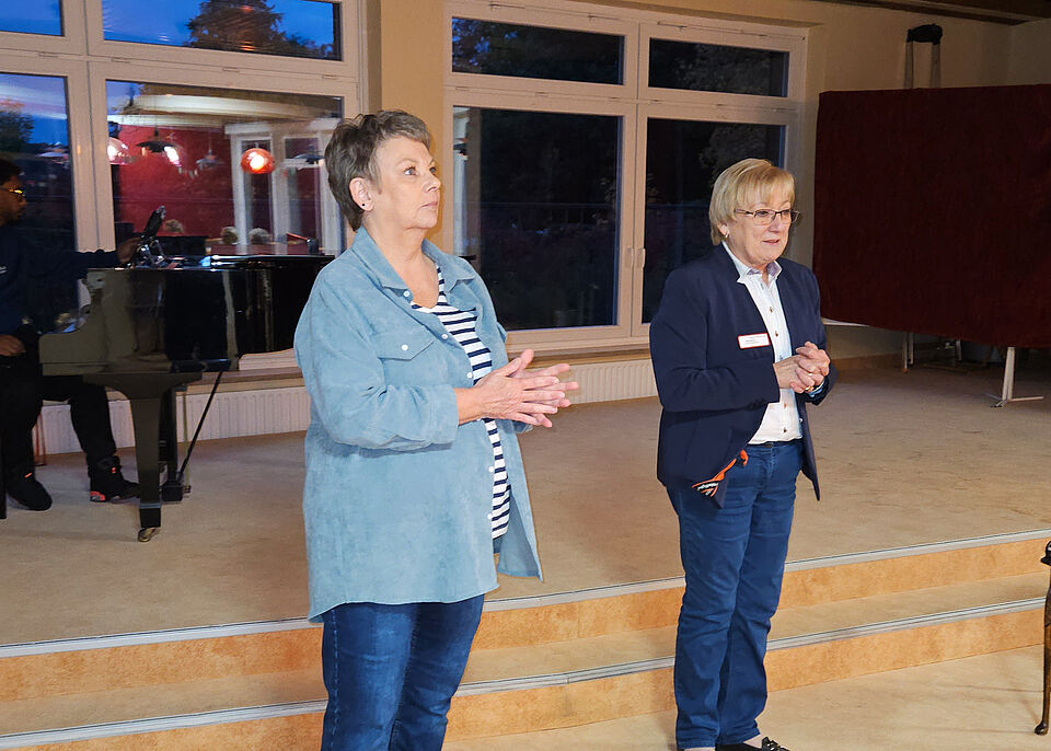 Frau Wüstenberg und Frau Sturm